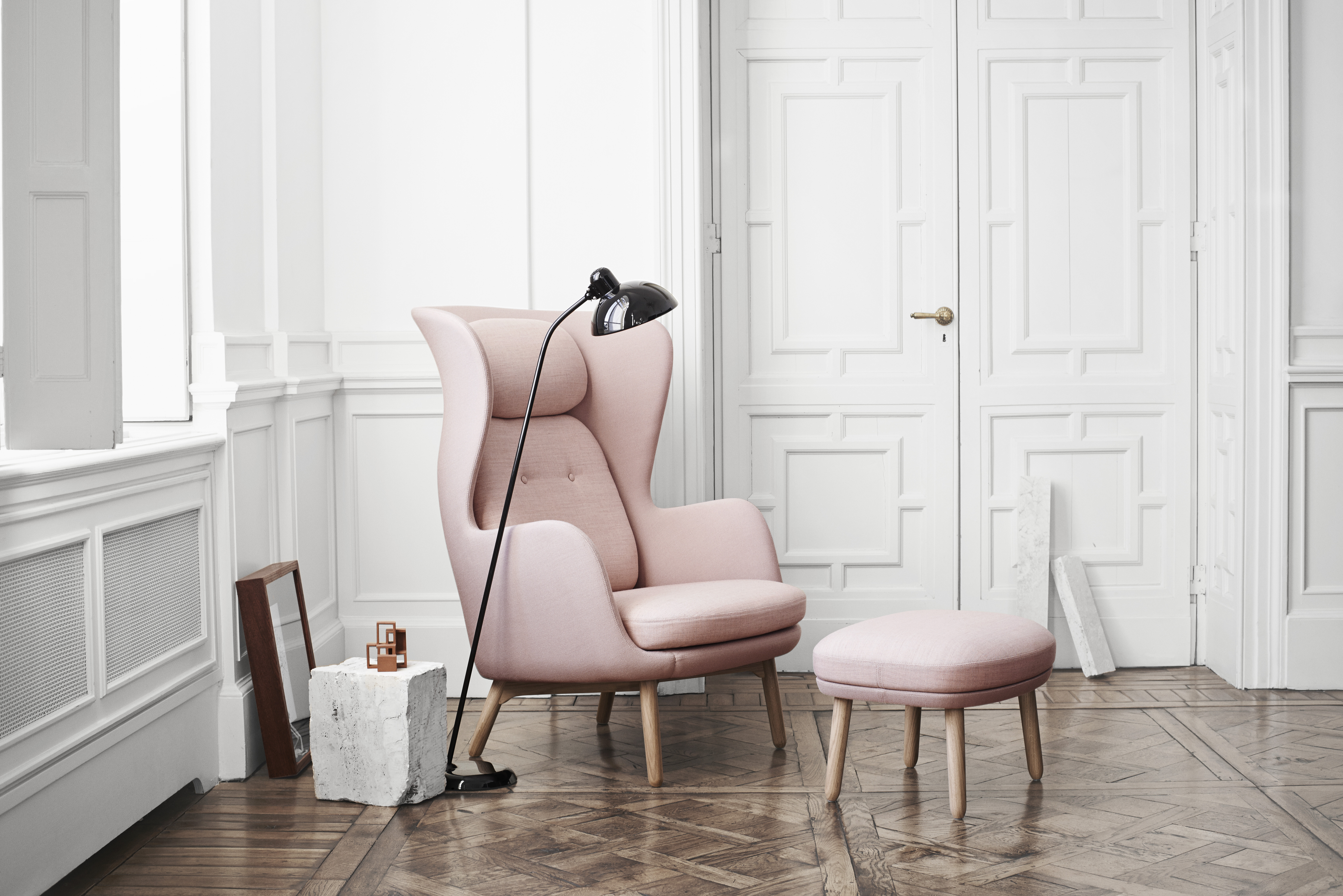 140115-fritz-hansen-ro-foot-stool-018-rgb