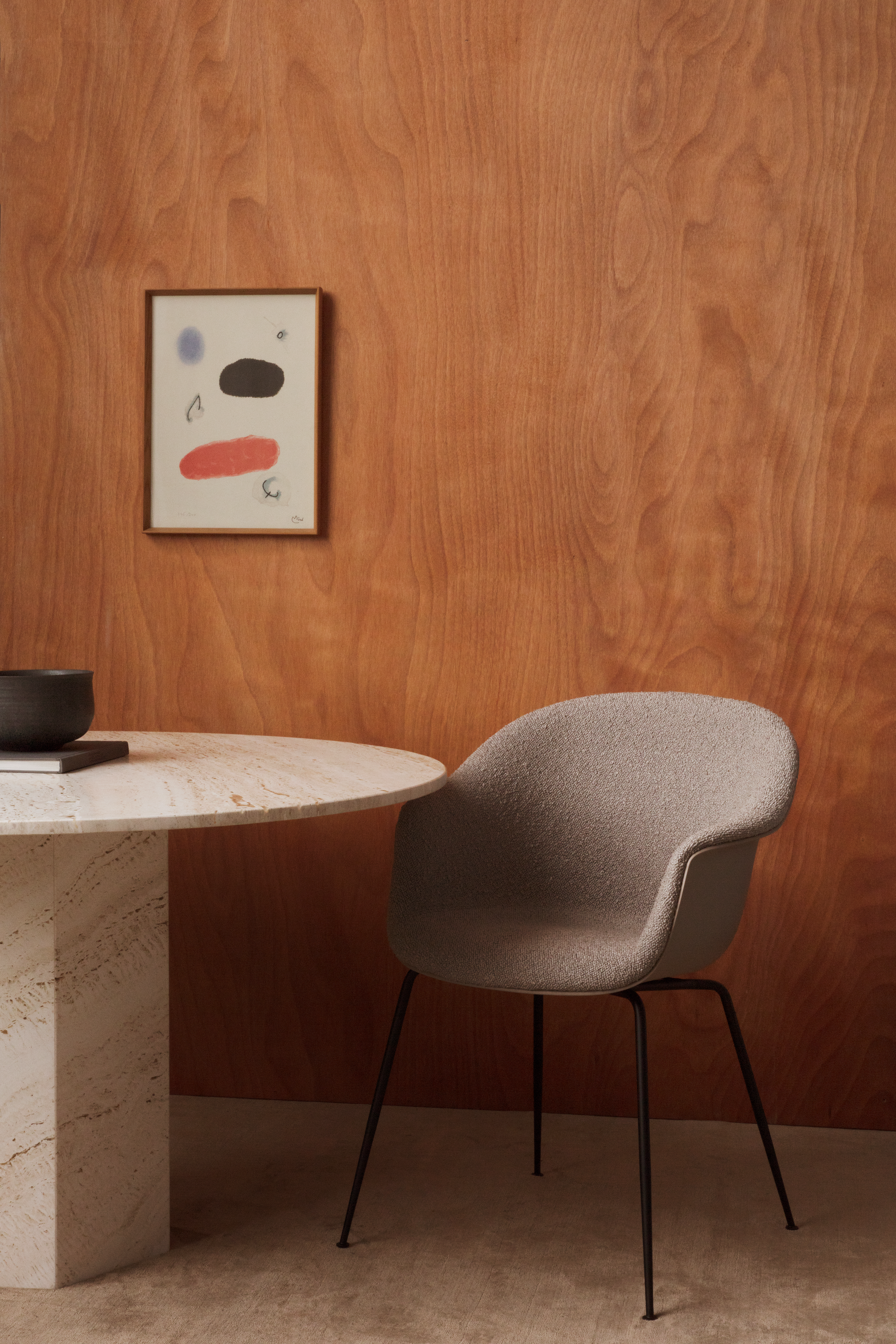 epicdiningtable-batdiningchair