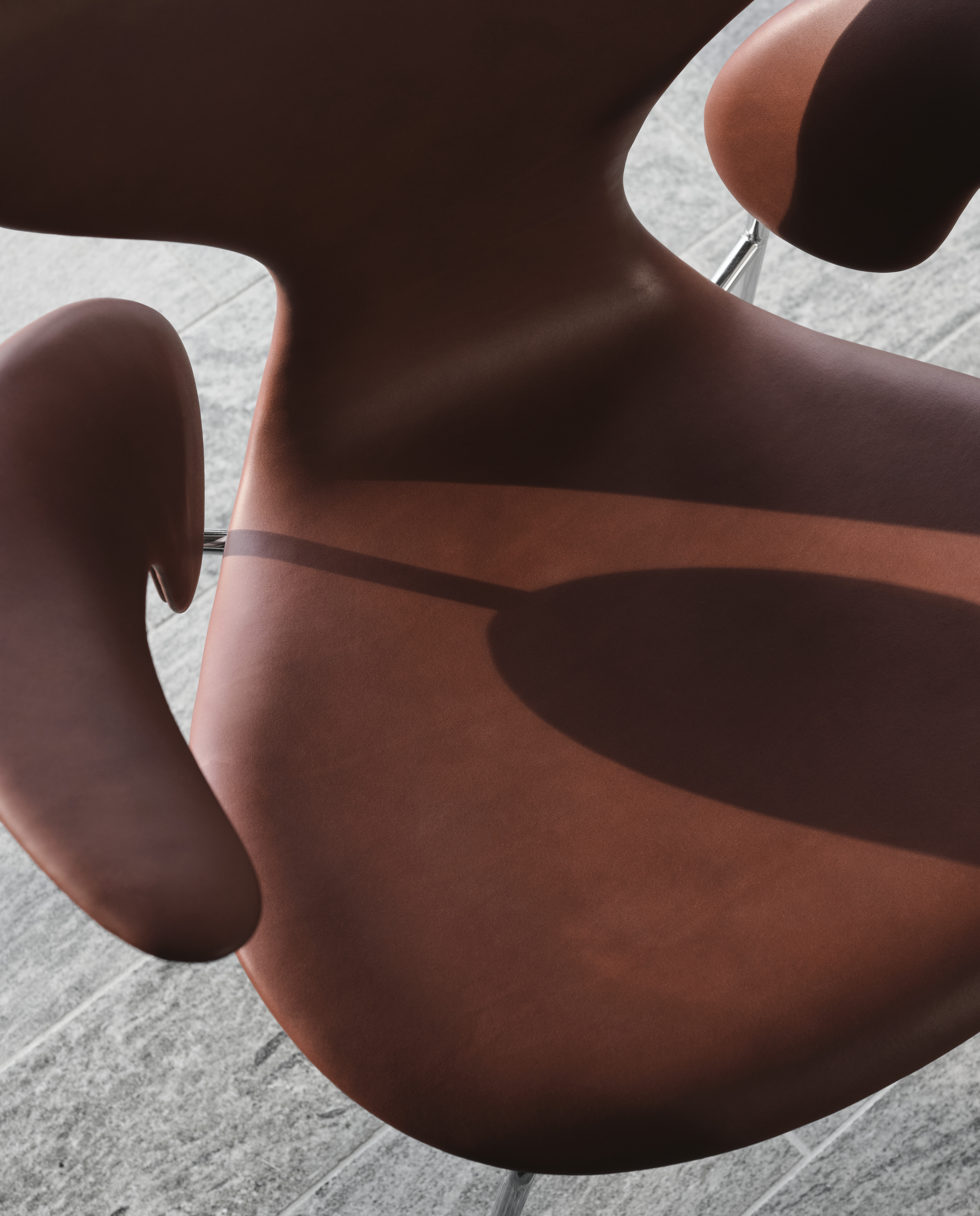 fh-anniversary-collection-lily-grace-chestnut-close-up-1-rgb