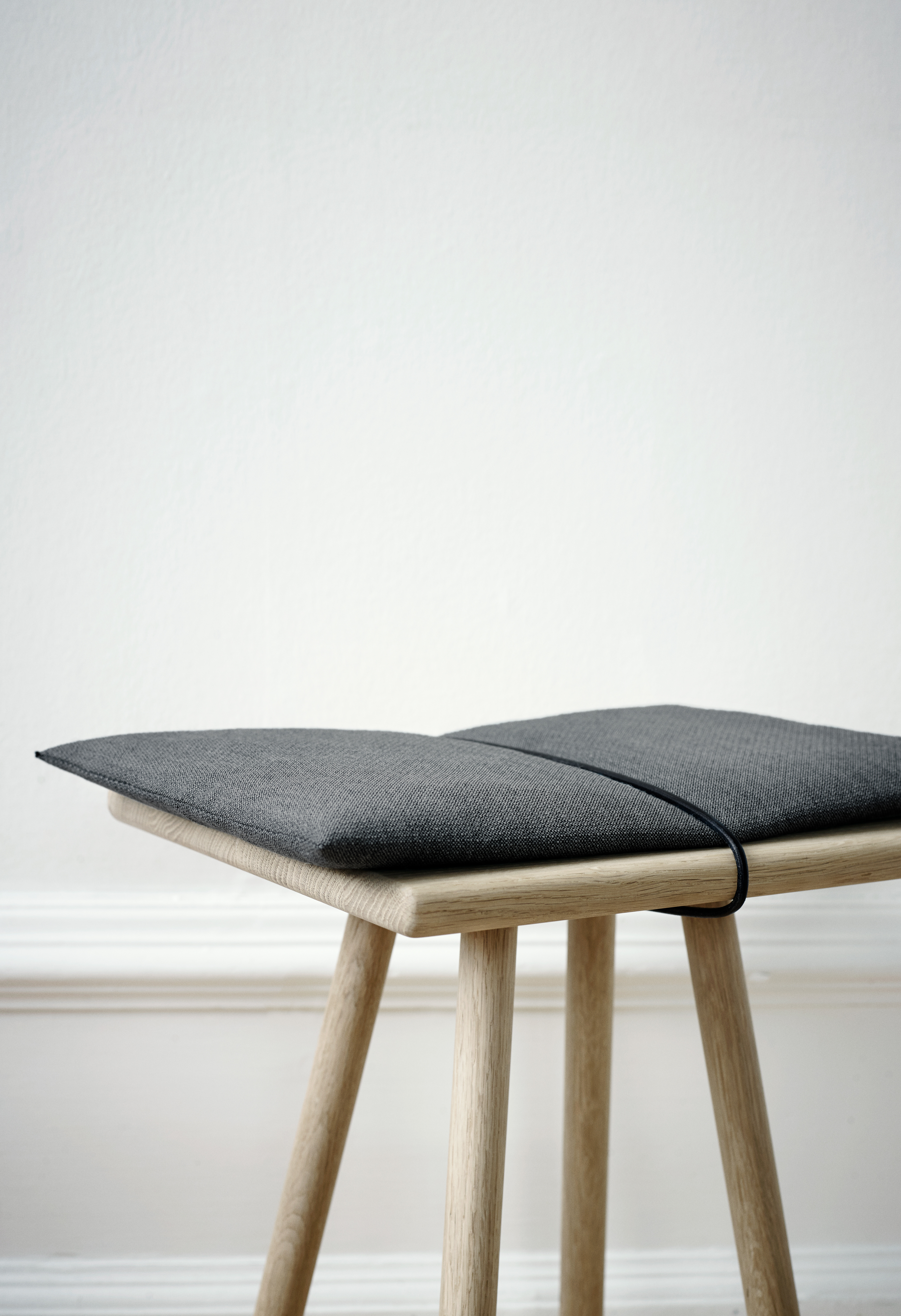 georg-stool-oak-02