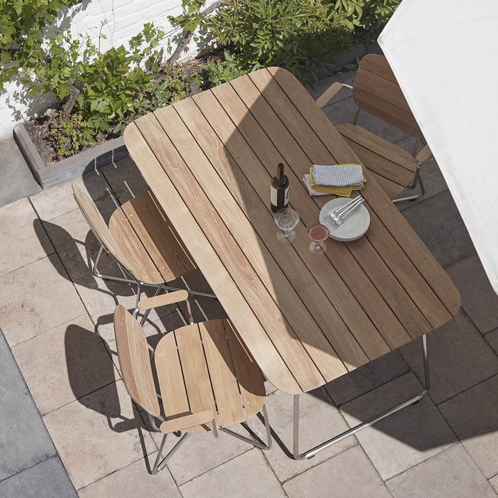 Lilium Dining Table
