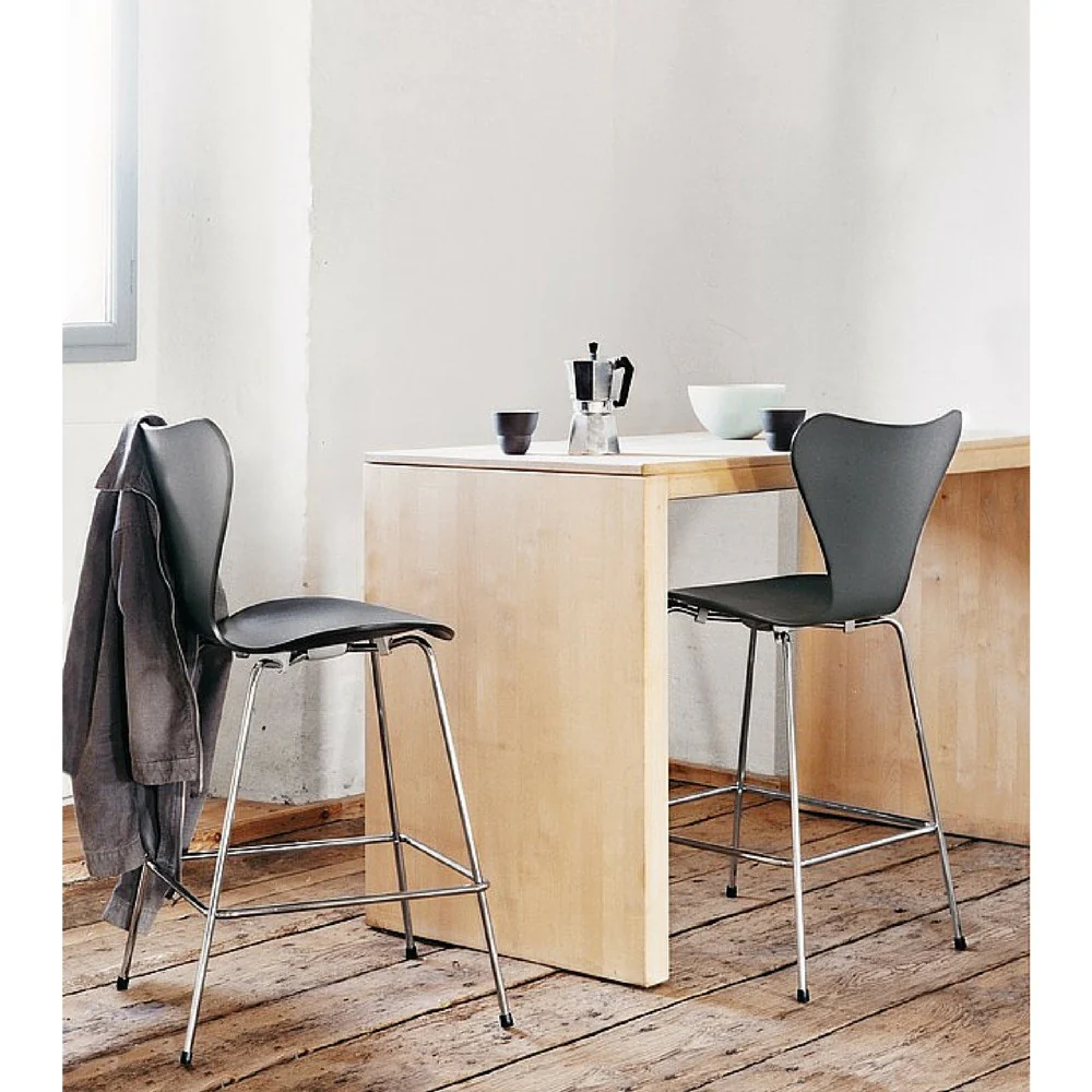 series-7-barstools