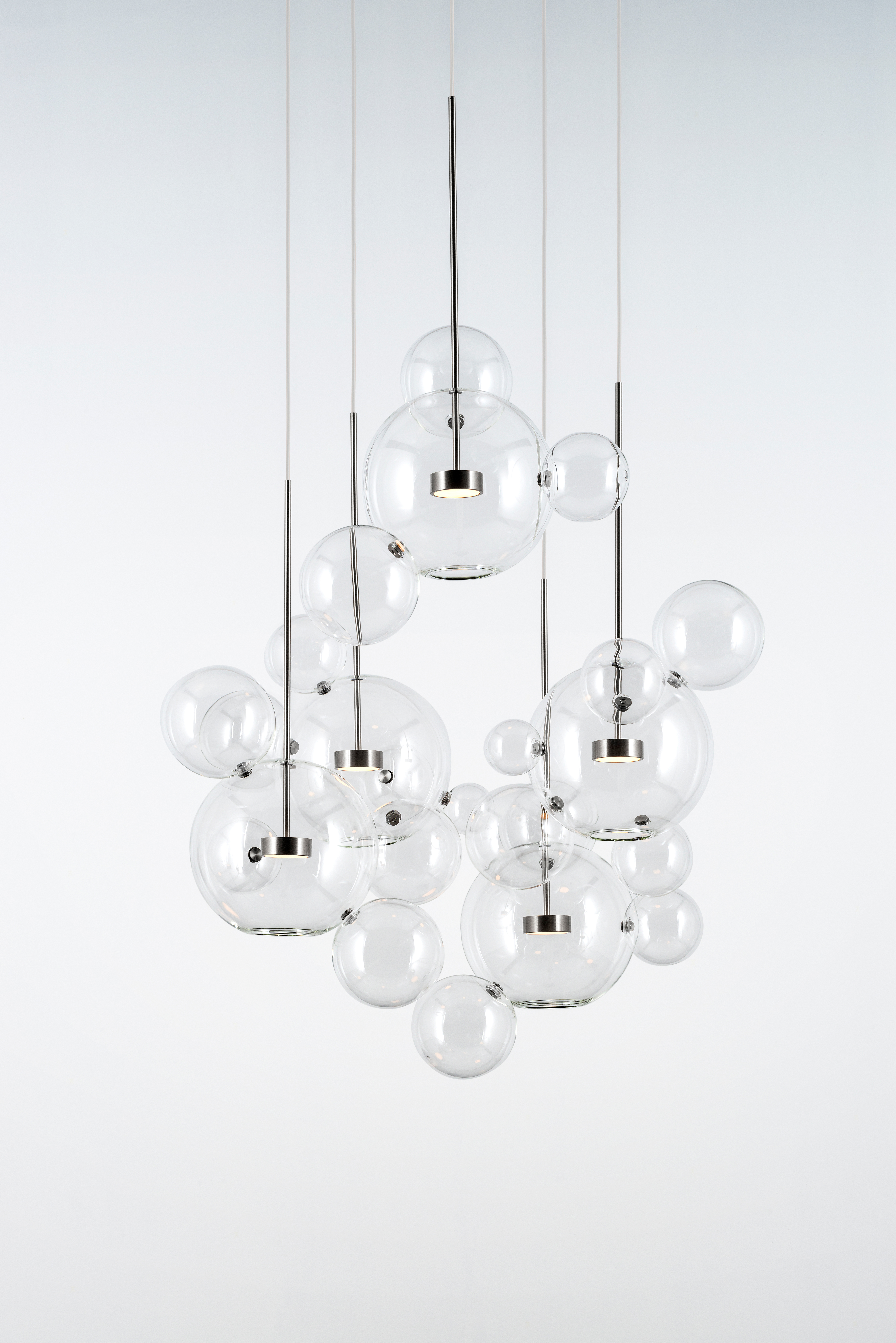 giopatocoombes-bollecircularchandelier24bubbles-cavobianco-federicovilla