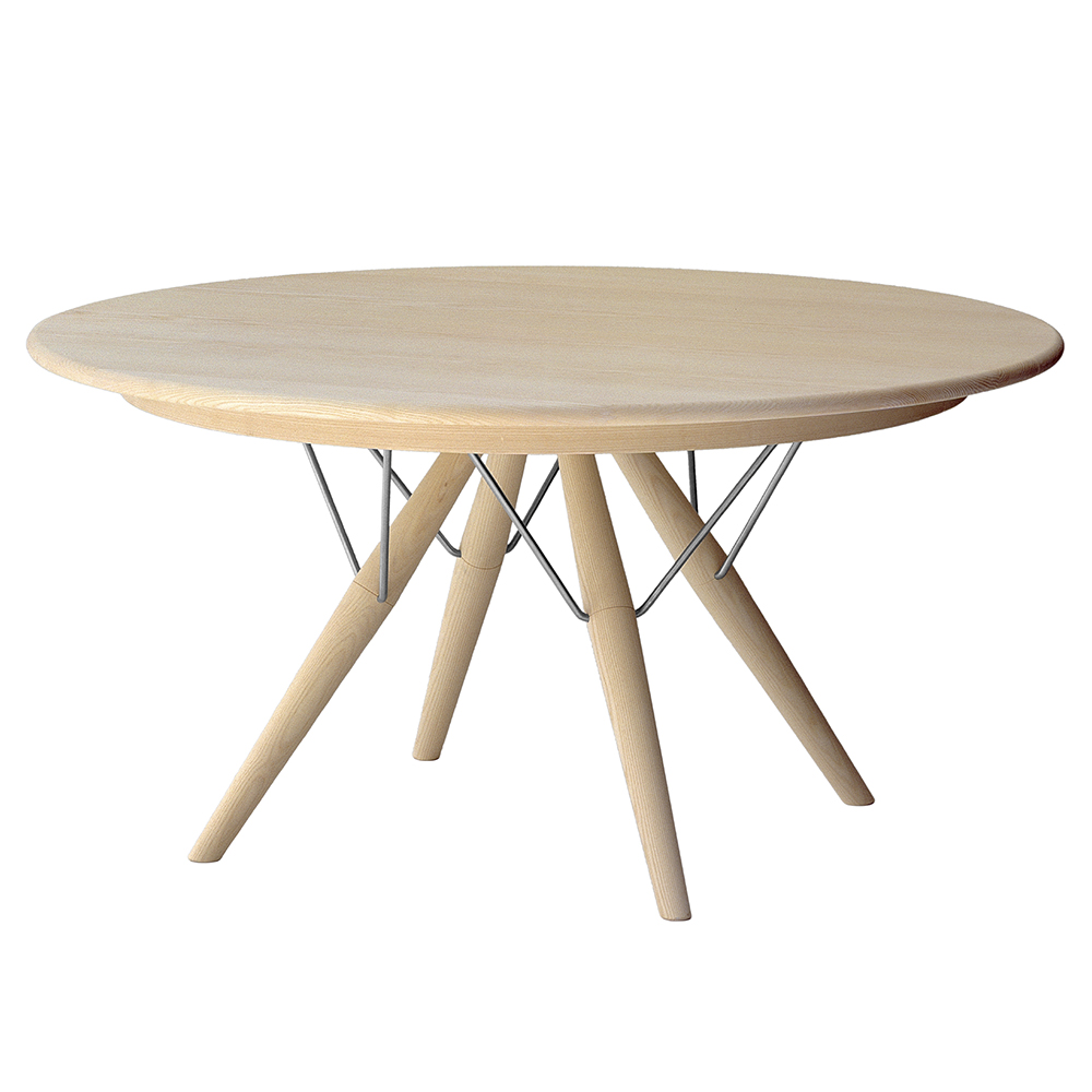 PP75 Dining Table